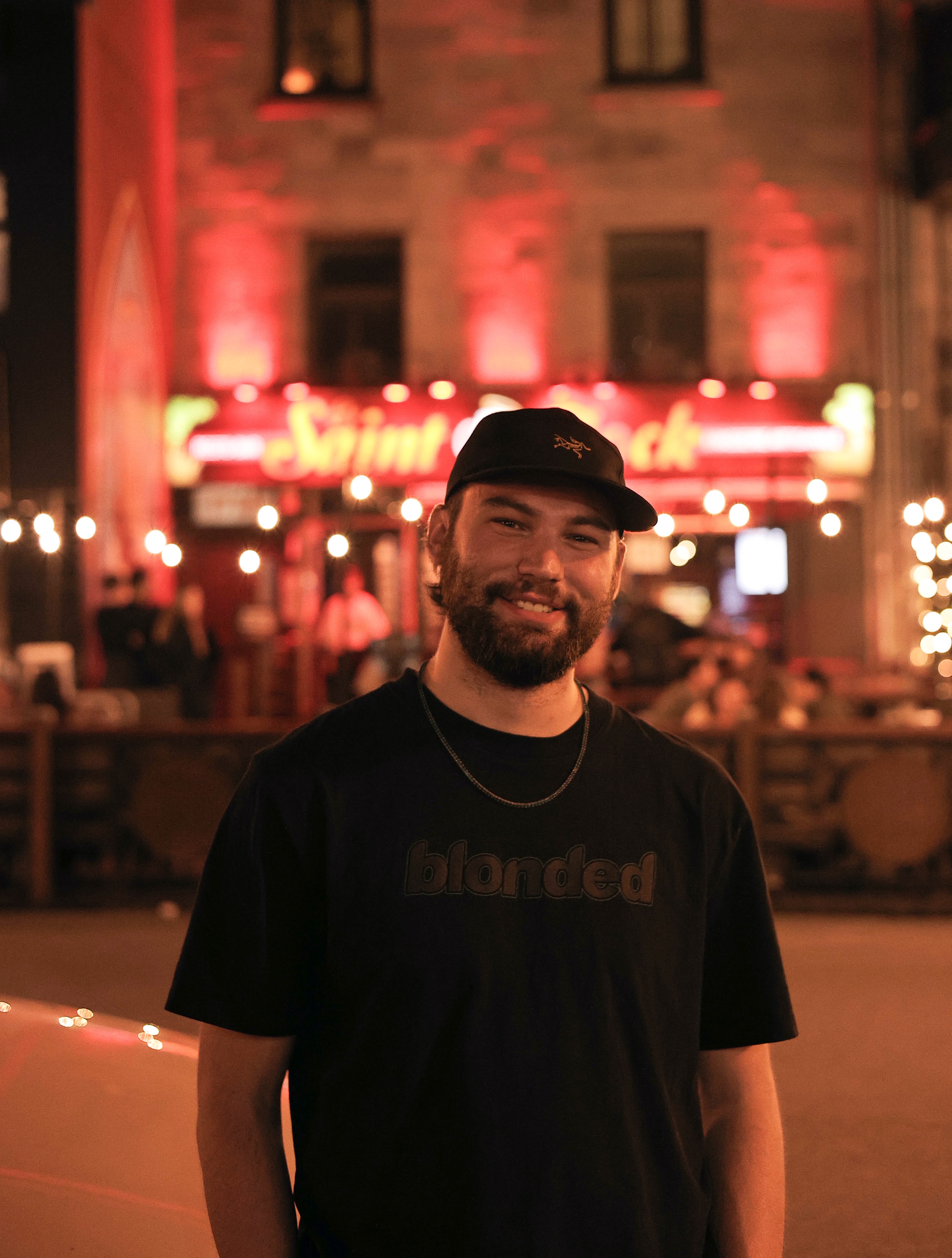 Tinder profile picture for @insights