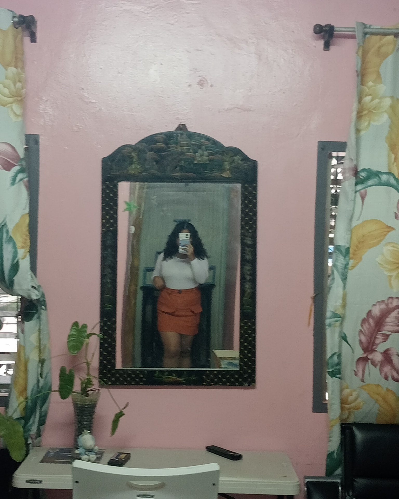 Tinder profile picture for @trisha