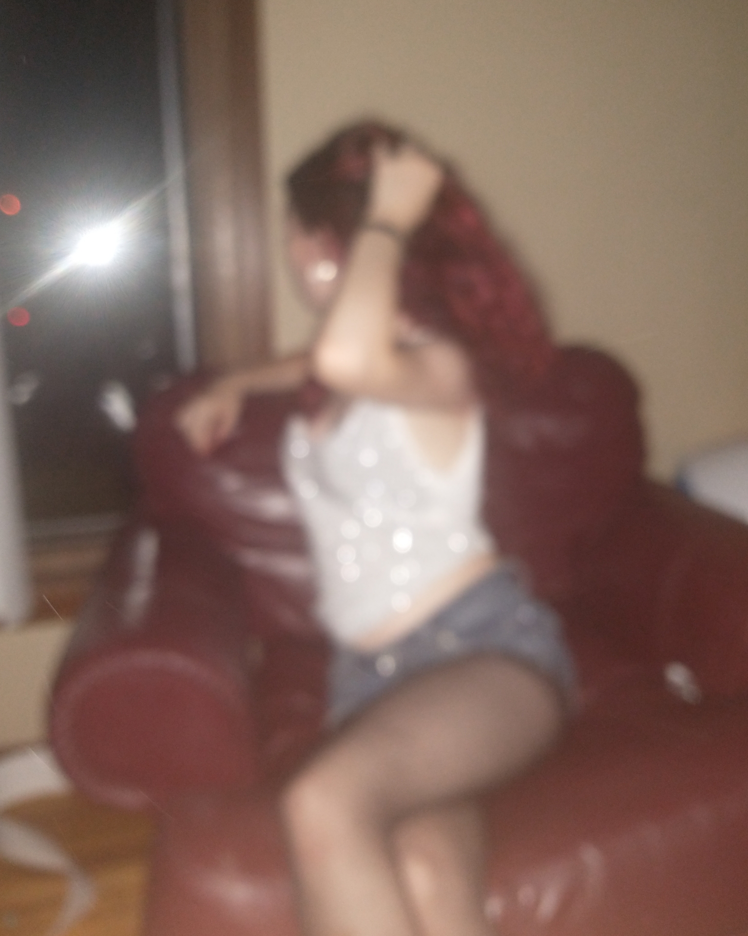 Tinder profile picture for @millennia