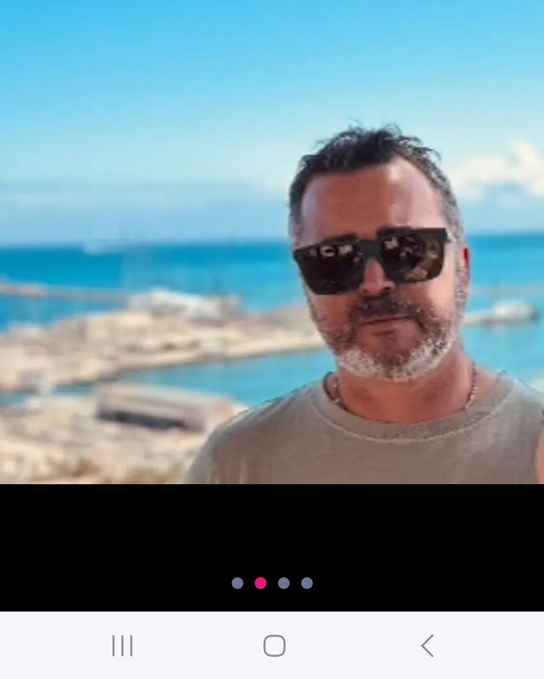 Tinder profile picture for @alma