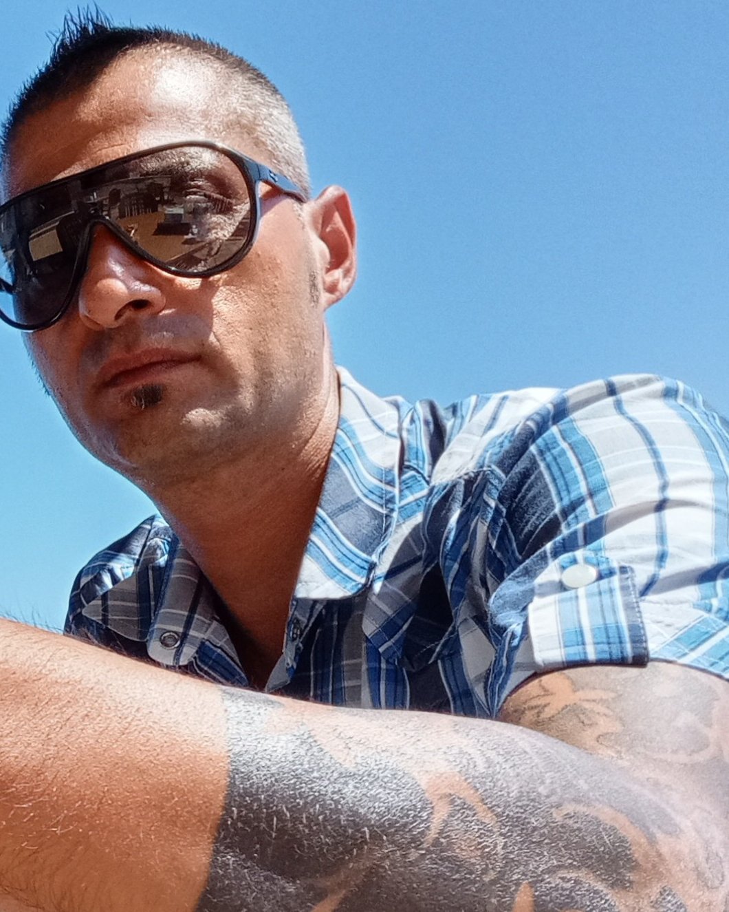 Tinder profile picture for @vincent