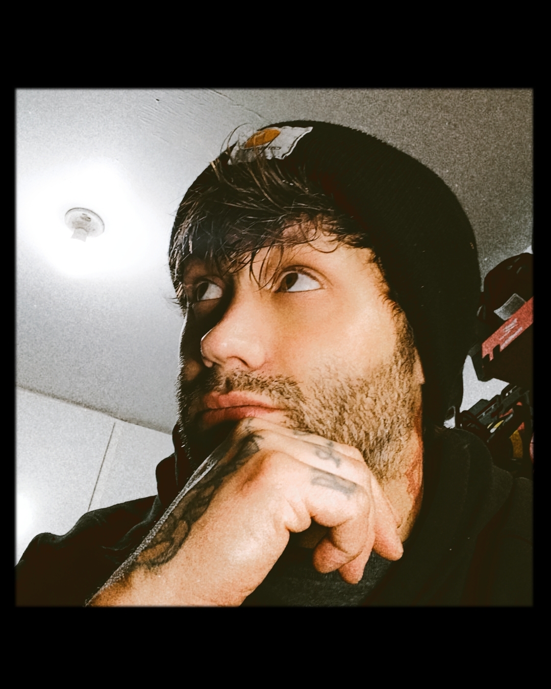 Tinder profile picture for @early