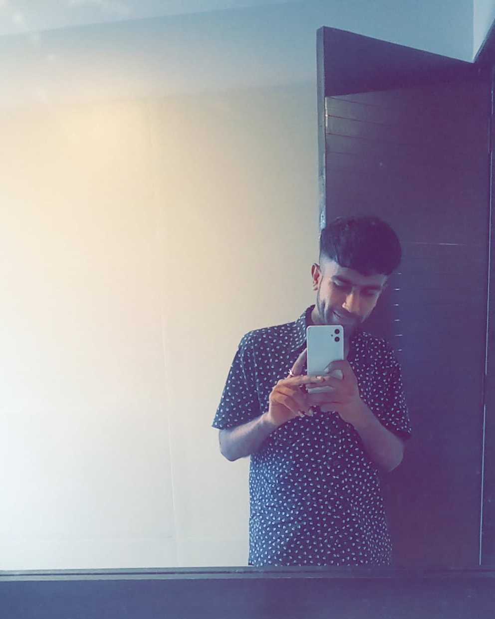 Tinder profile picture for @nasirkhan