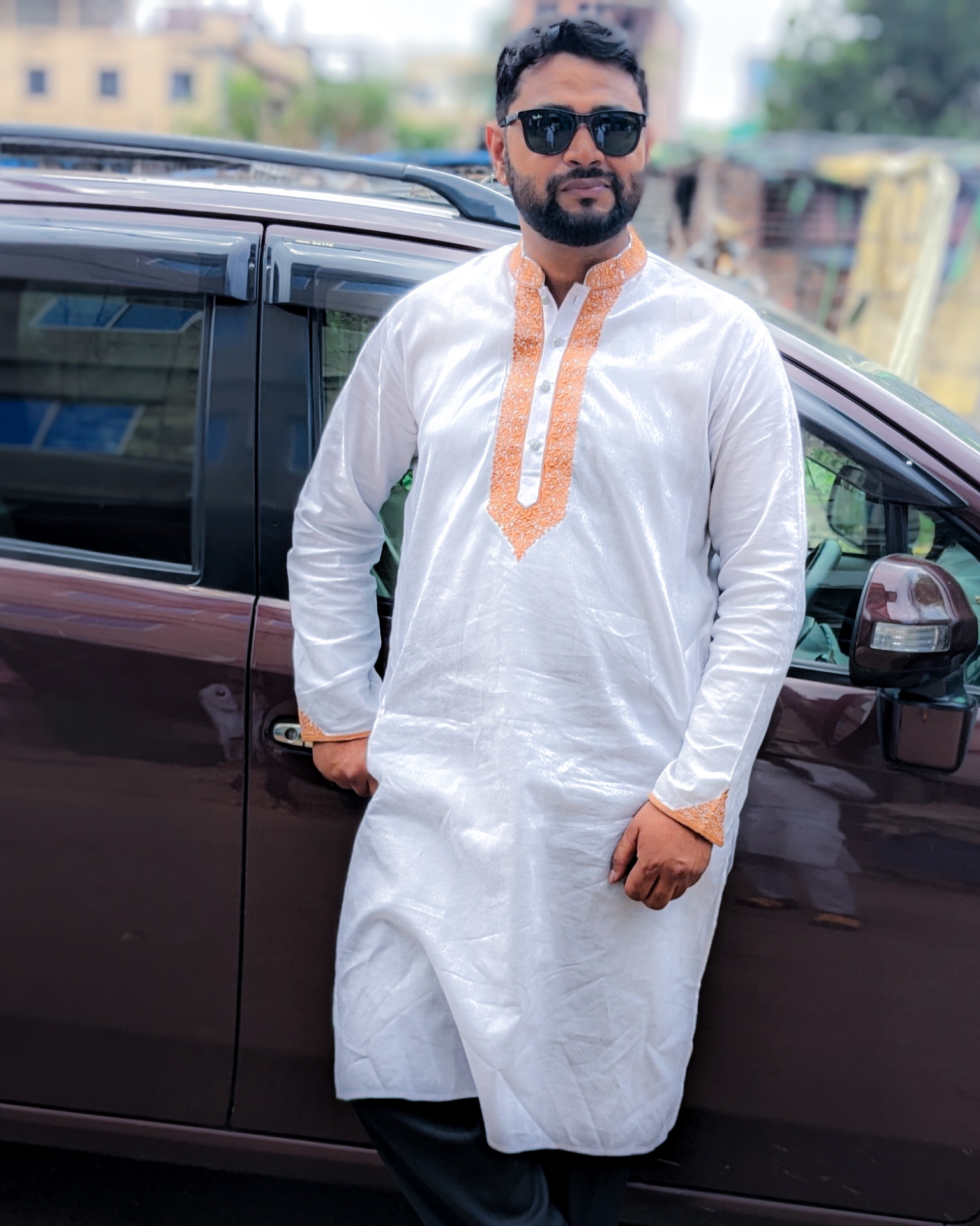 Tinder profile picture for @momin