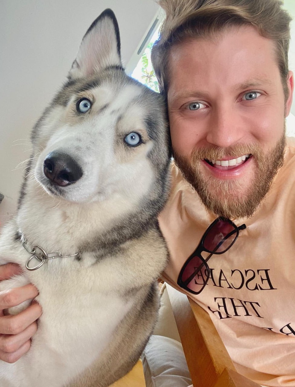 Tinder profile picture for @ez3
