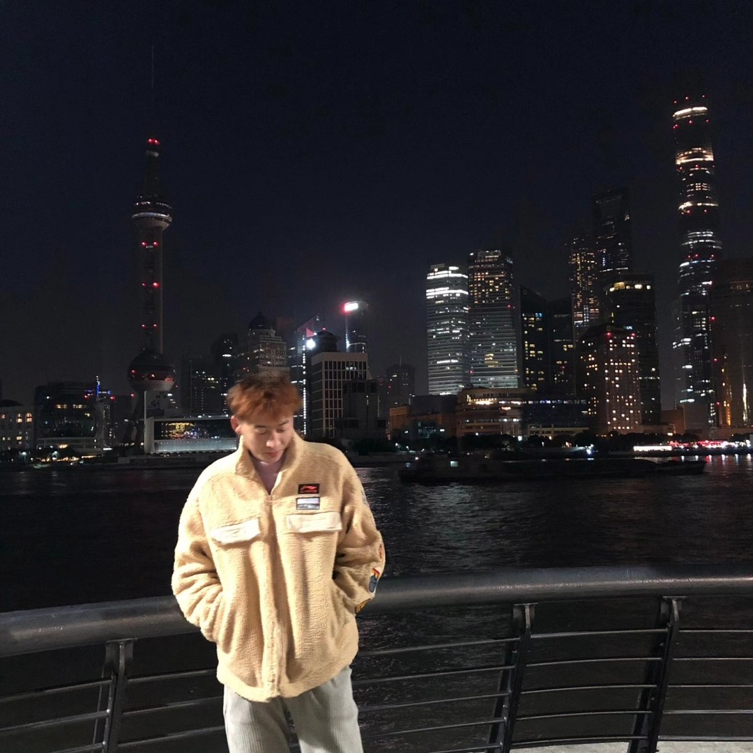 Tinder profile picture for @hero