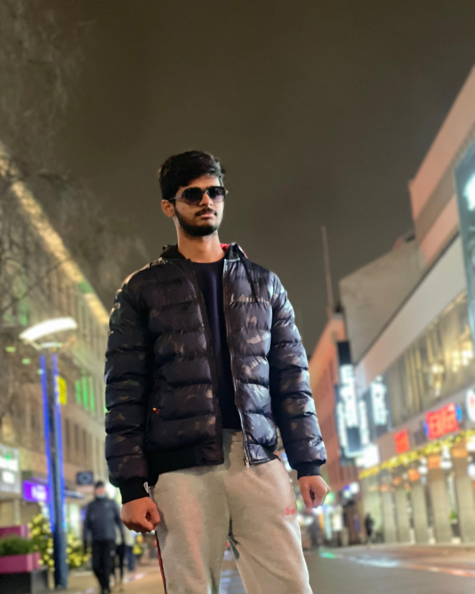 Tinder profile picture for @farooq