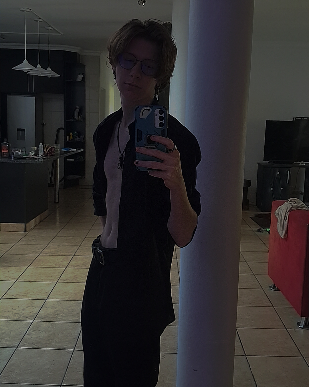 Tinder profile picture for @sleazy