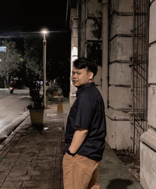 Tinder profile picture for @lust