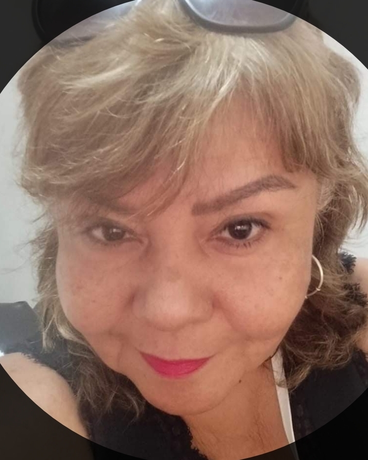 Tinder profile picture for @maryam