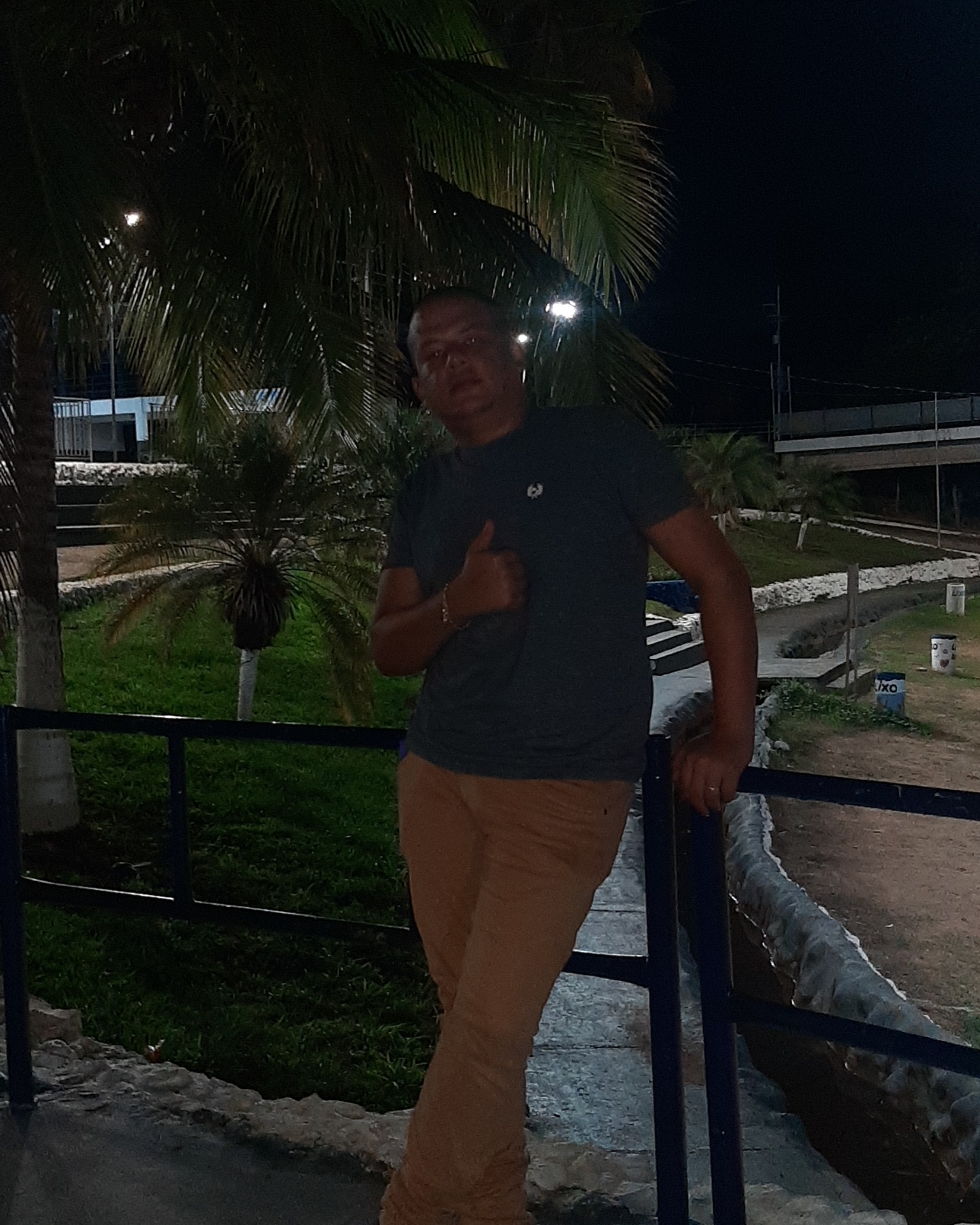 Tinder profile picture for @rodrigues