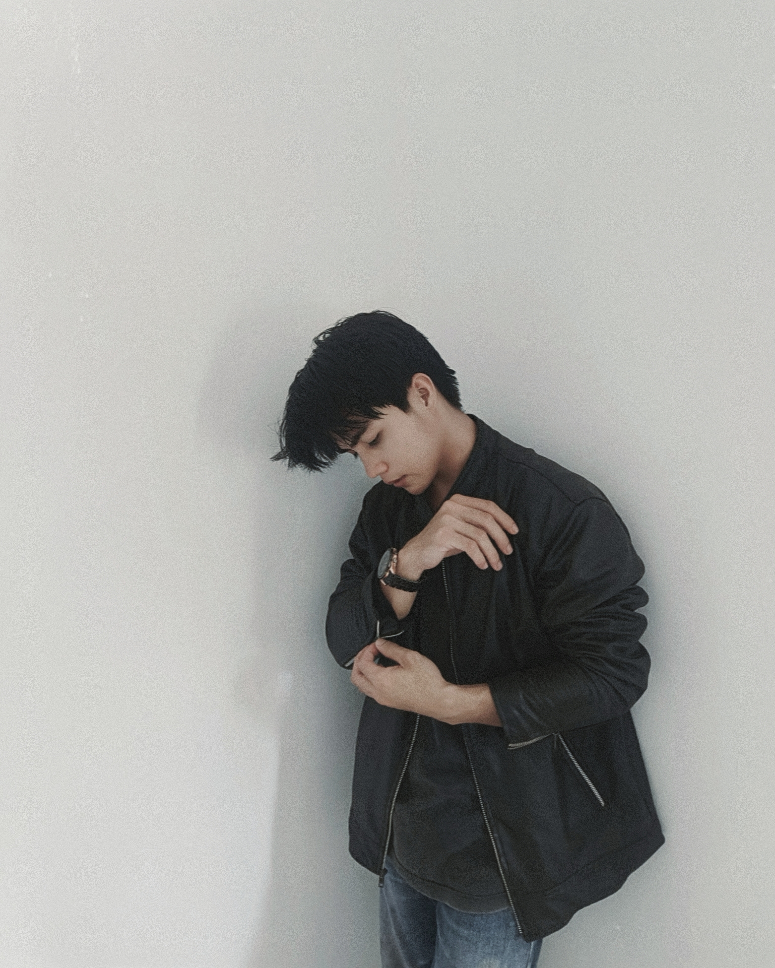 Tinder profile picture for @pramana