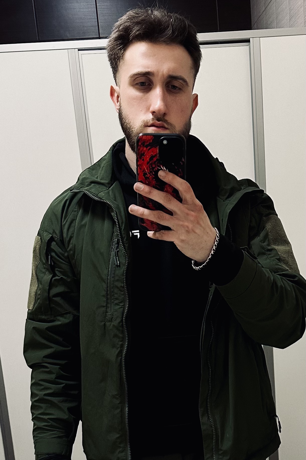Tinder profile picture for @salesman