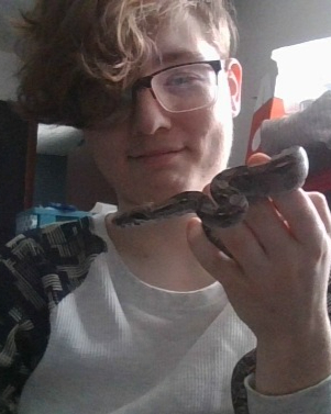 Tinder profile picture for @env