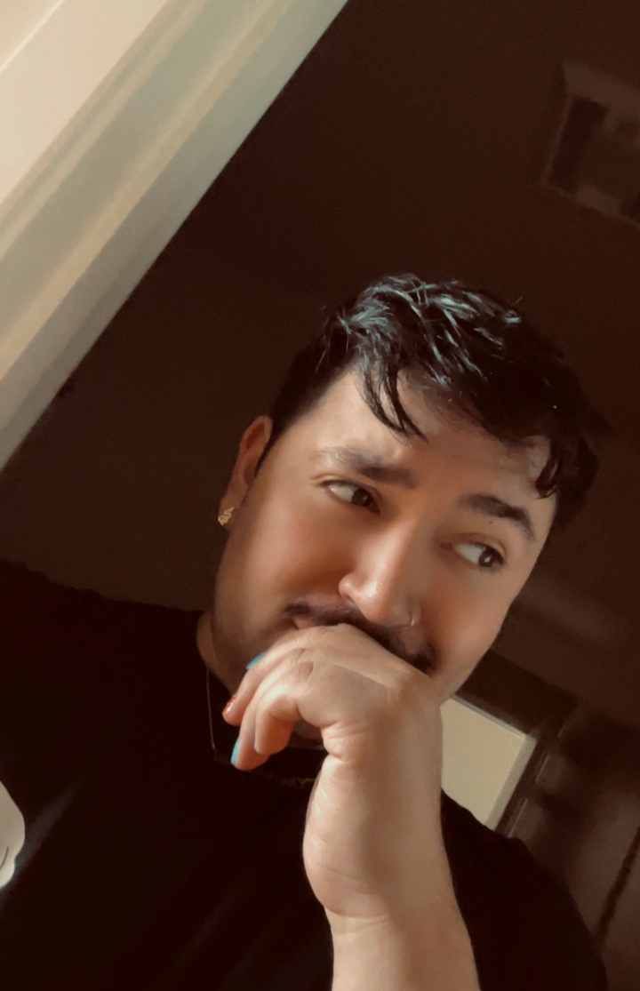 Tinder profile picture for @blackout