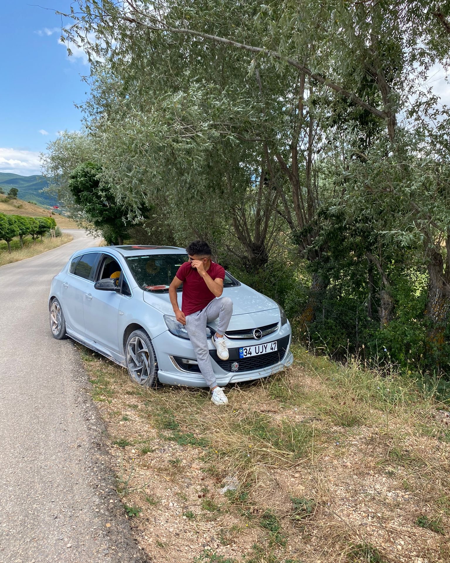 Tinder profile picture for @savas