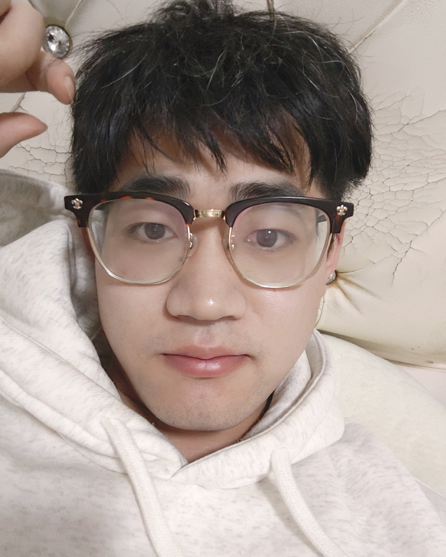 Tinder profile picture for @womens