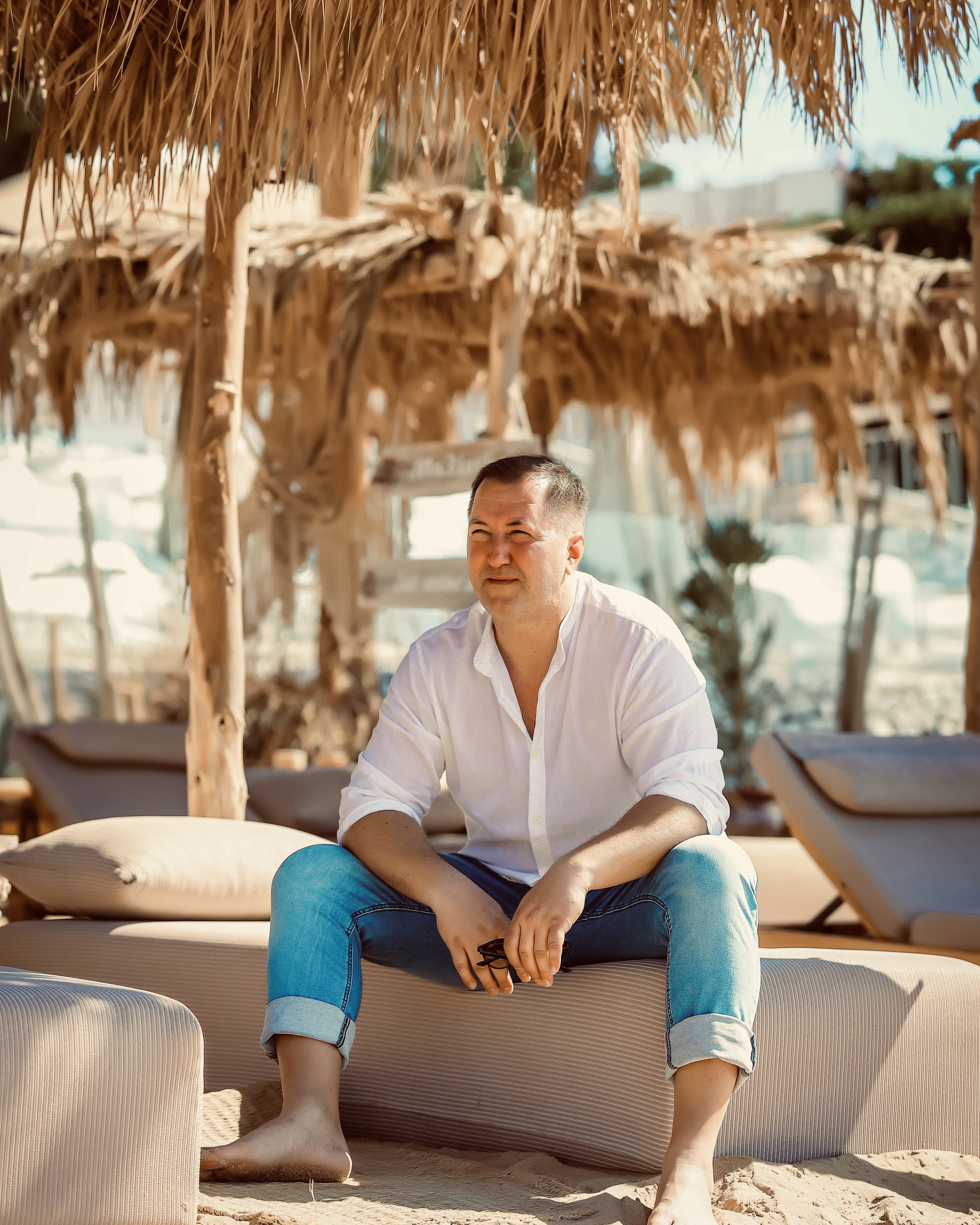 Tinder profile picture for @designers