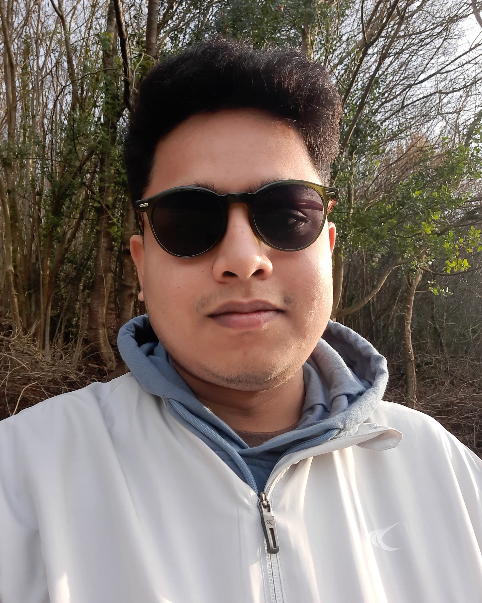 Tinder profile picture for @swam