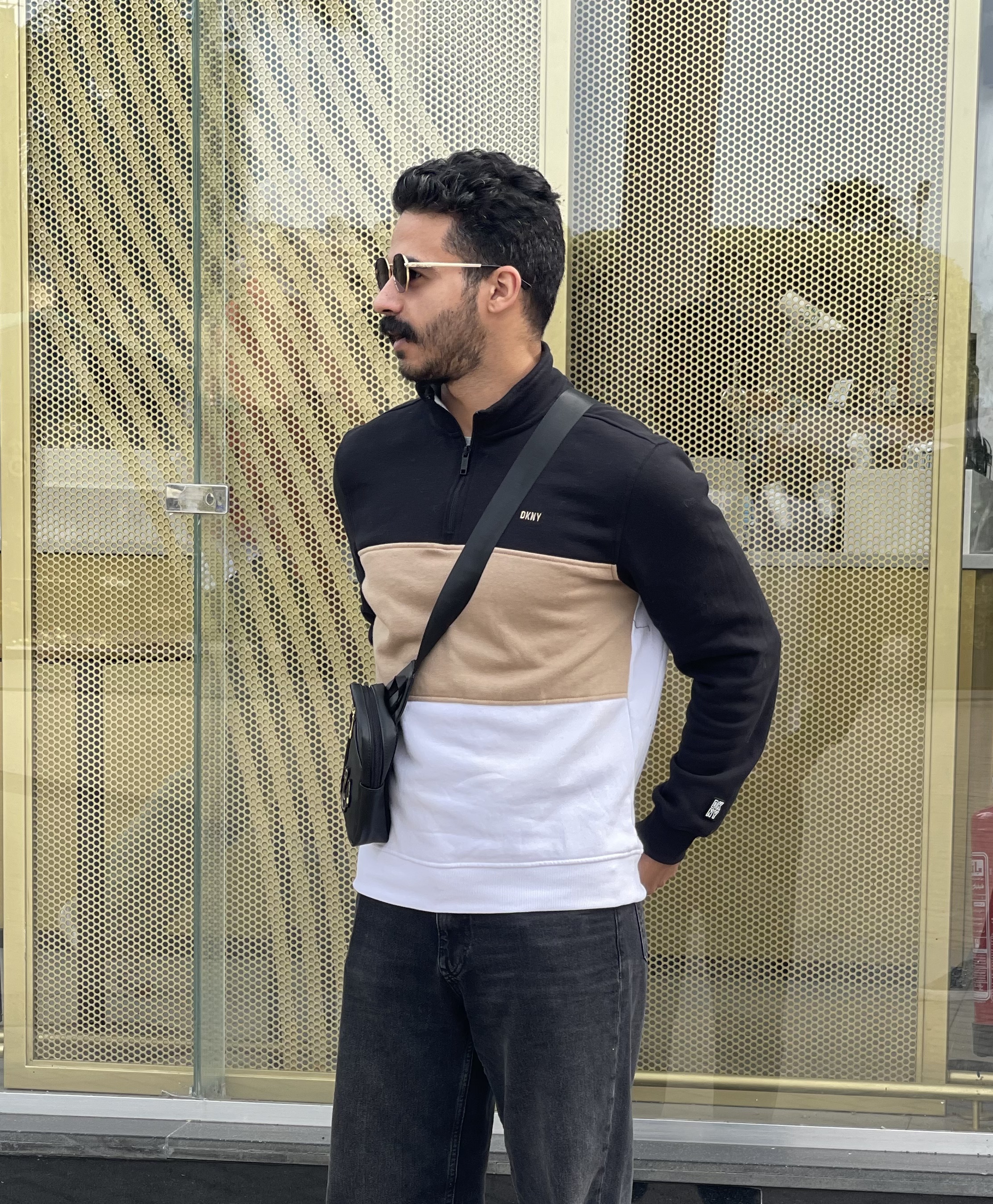 Tinder profile picture for @mo112
