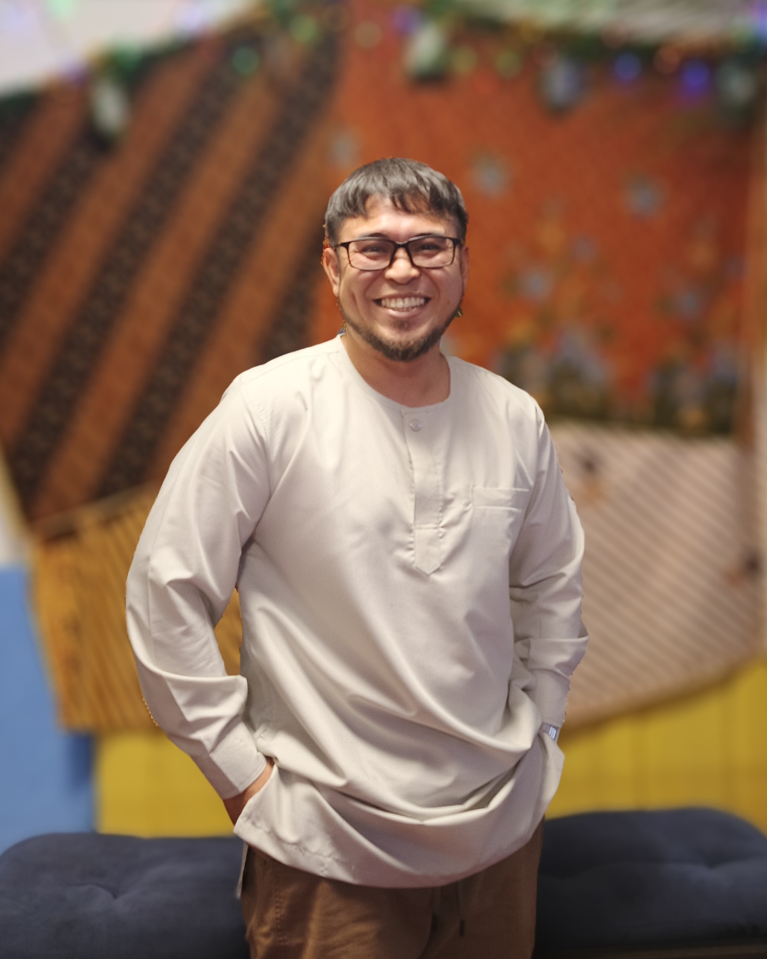 Tinder profile picture for @quee