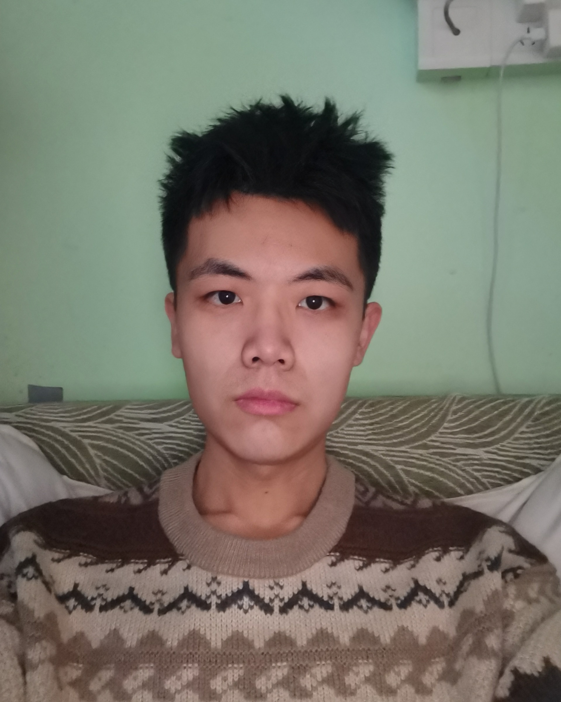 Tinder profile picture for @kukka