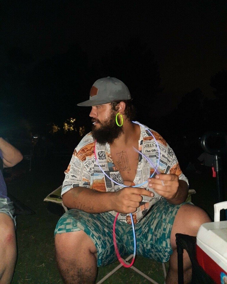 Tinder profile picture for @willard
