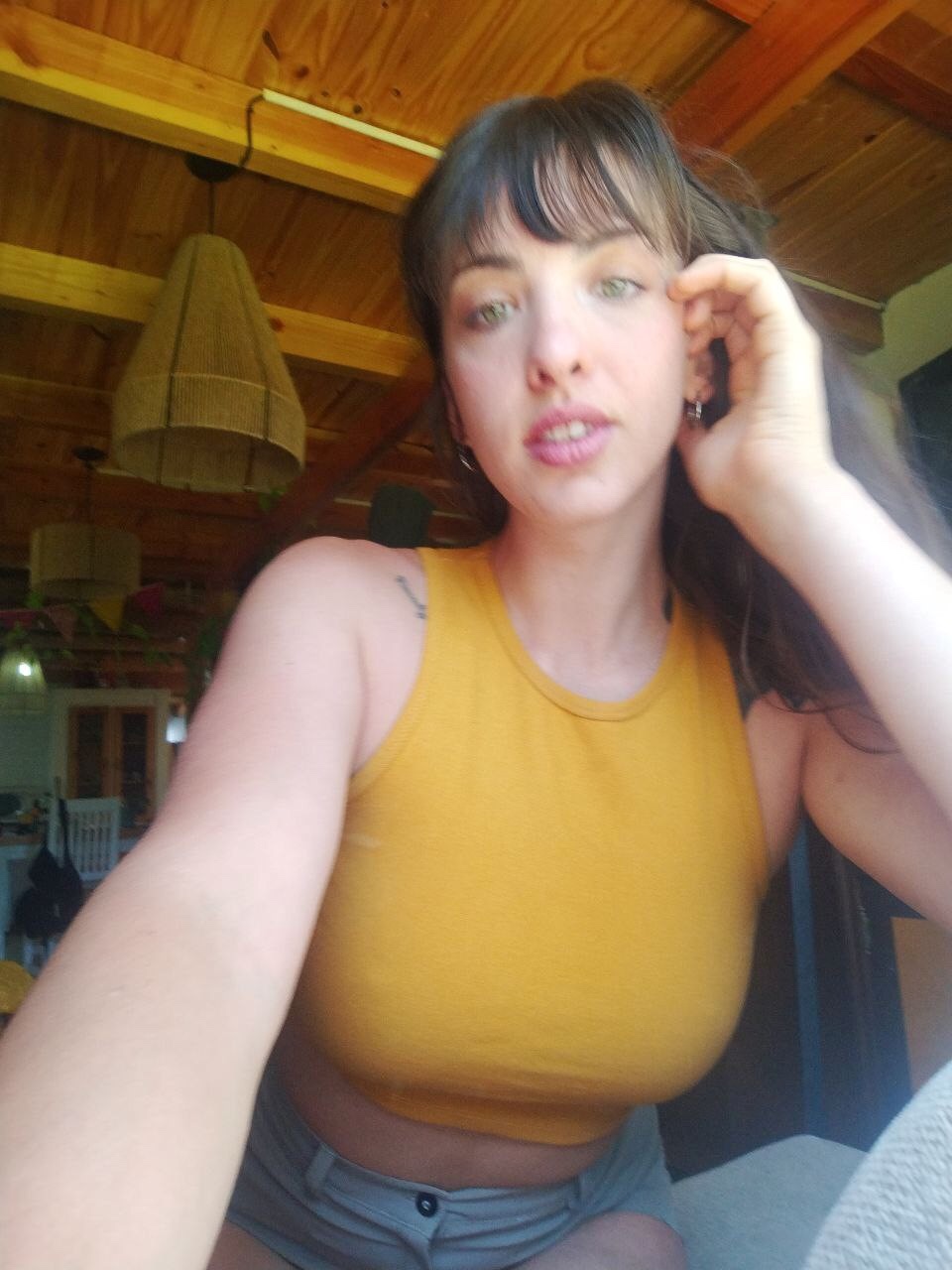 Tinder profile picture for @gains