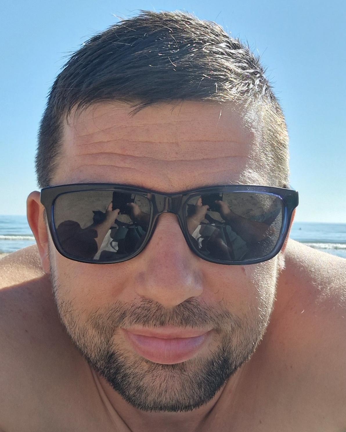 Tinder profile picture for @yuriy