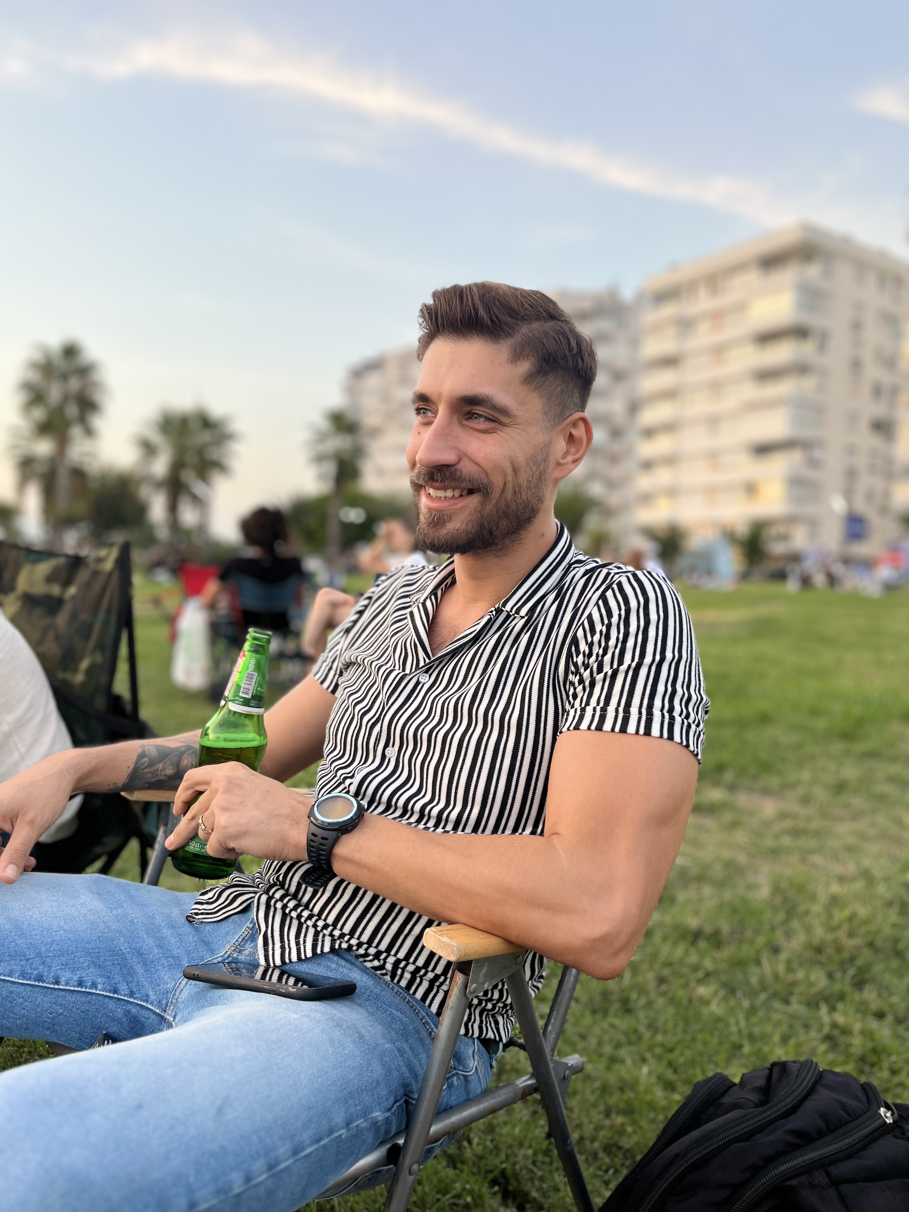 Tinder profile picture for @icann