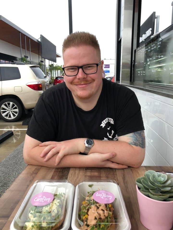 Tinder profile picture for @elks