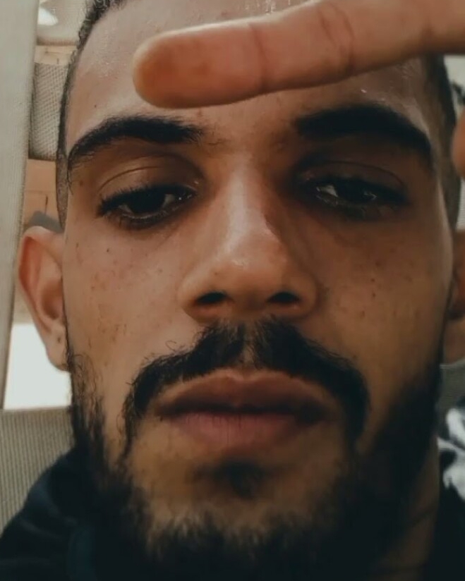 Tinder profile picture for @uem
