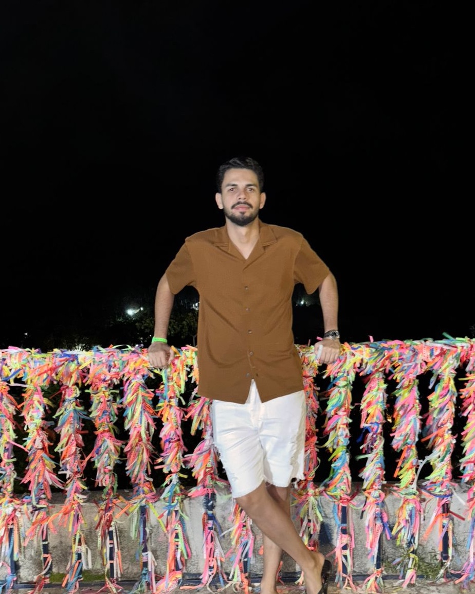 Tinder profile picture for @renan