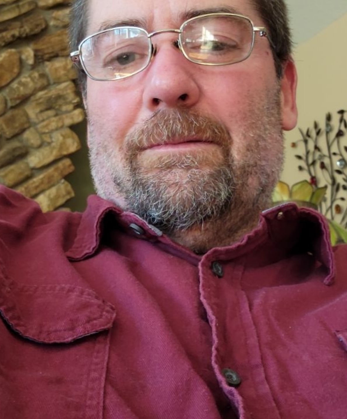 Tinder profile picture for @sonoma