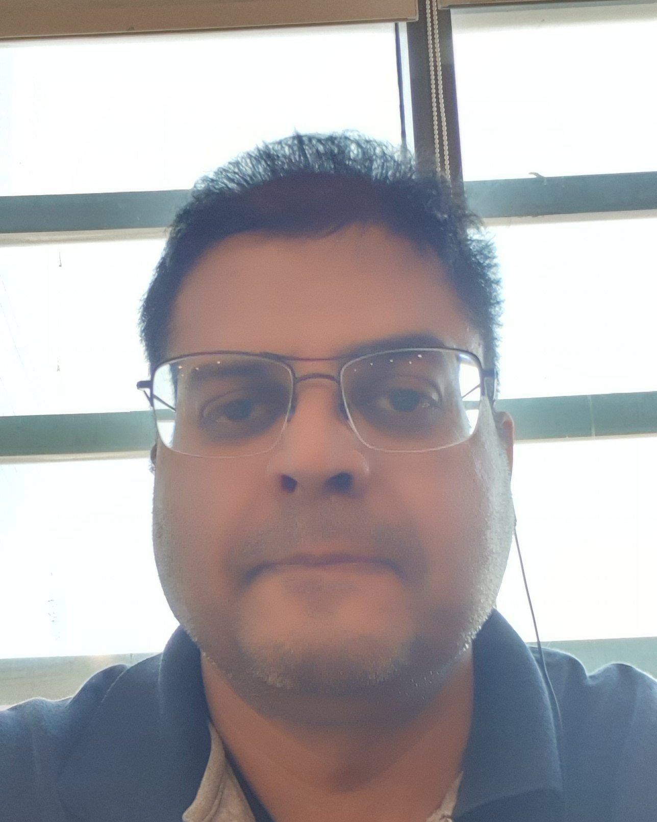 Tinder profile picture for @mumbai