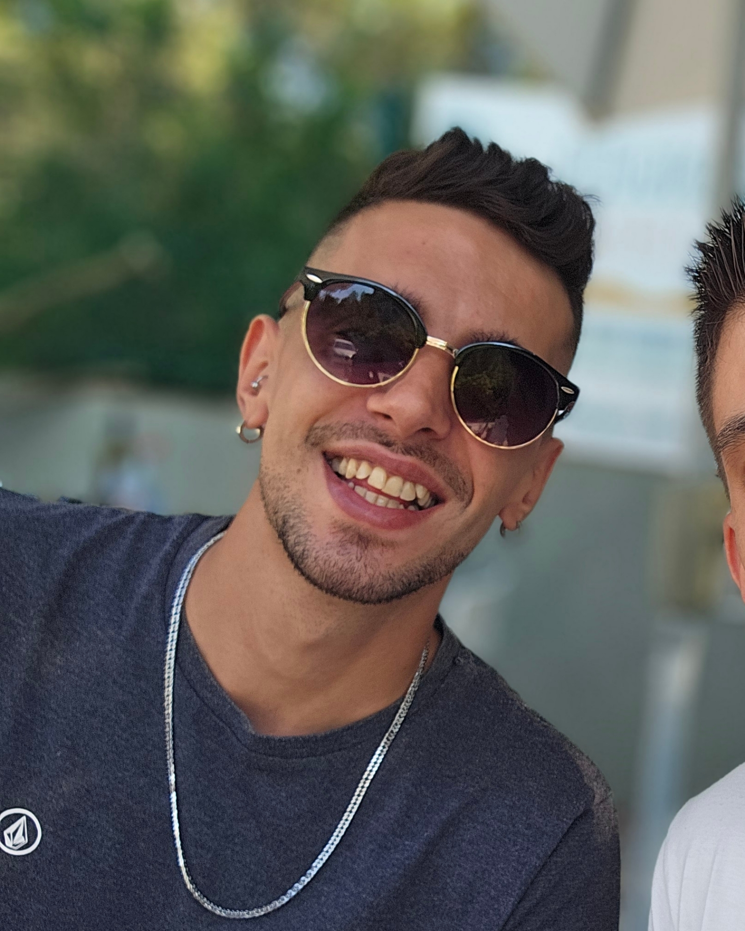 Tinder profile picture for @vicentico