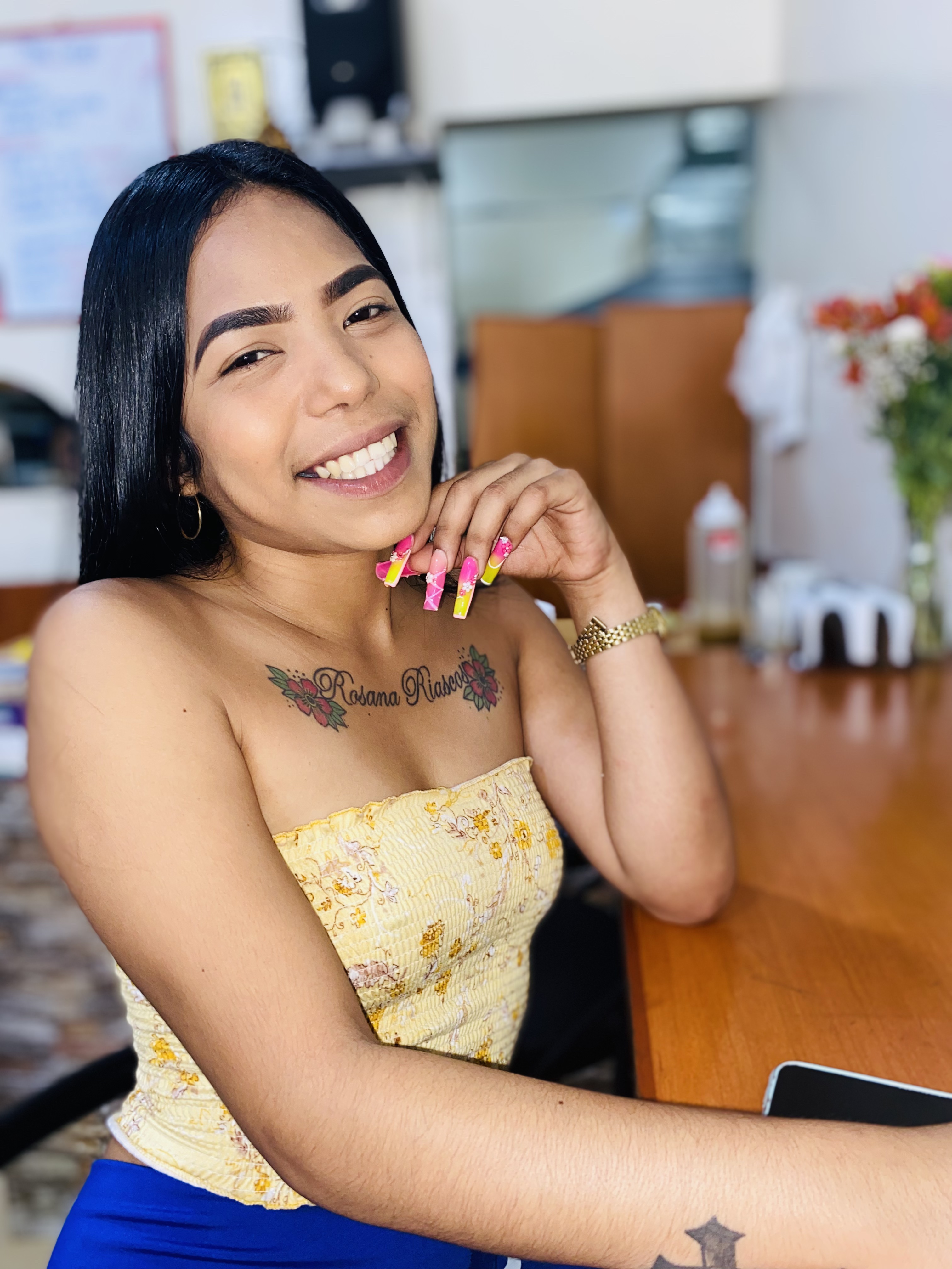 Tinder profile picture for @alexa