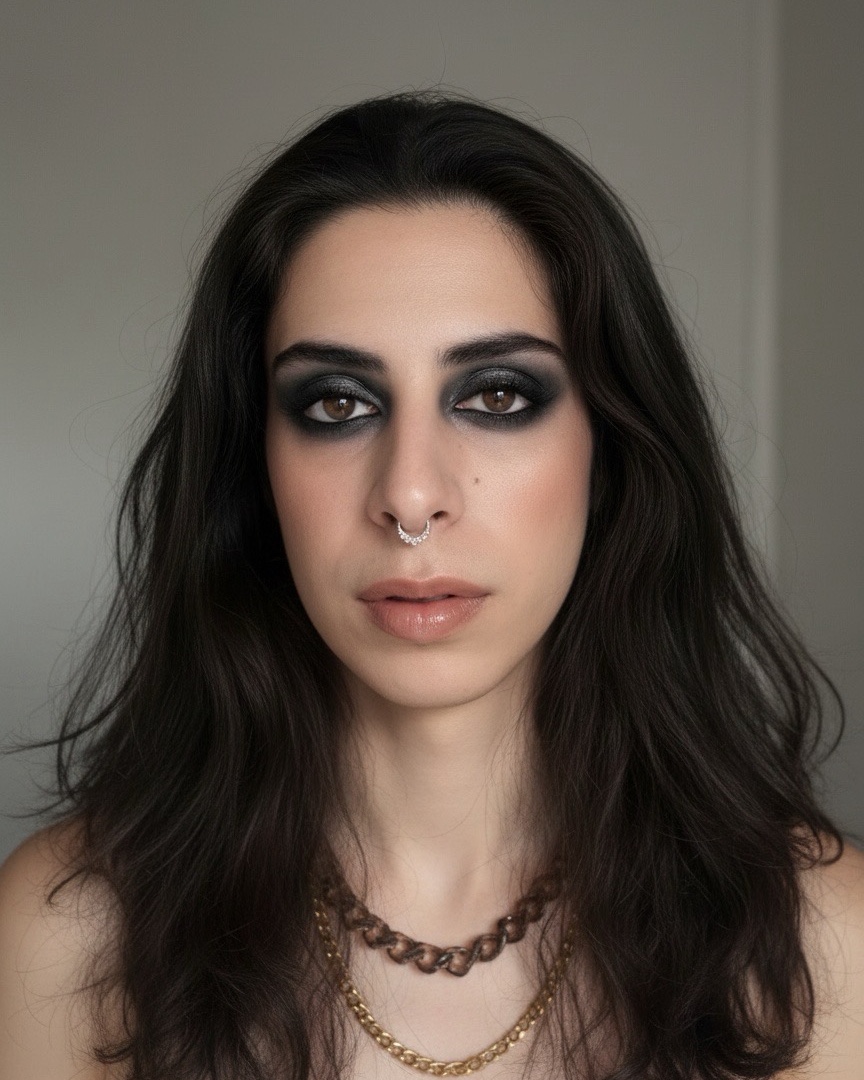 Tinder profile picture for @koria