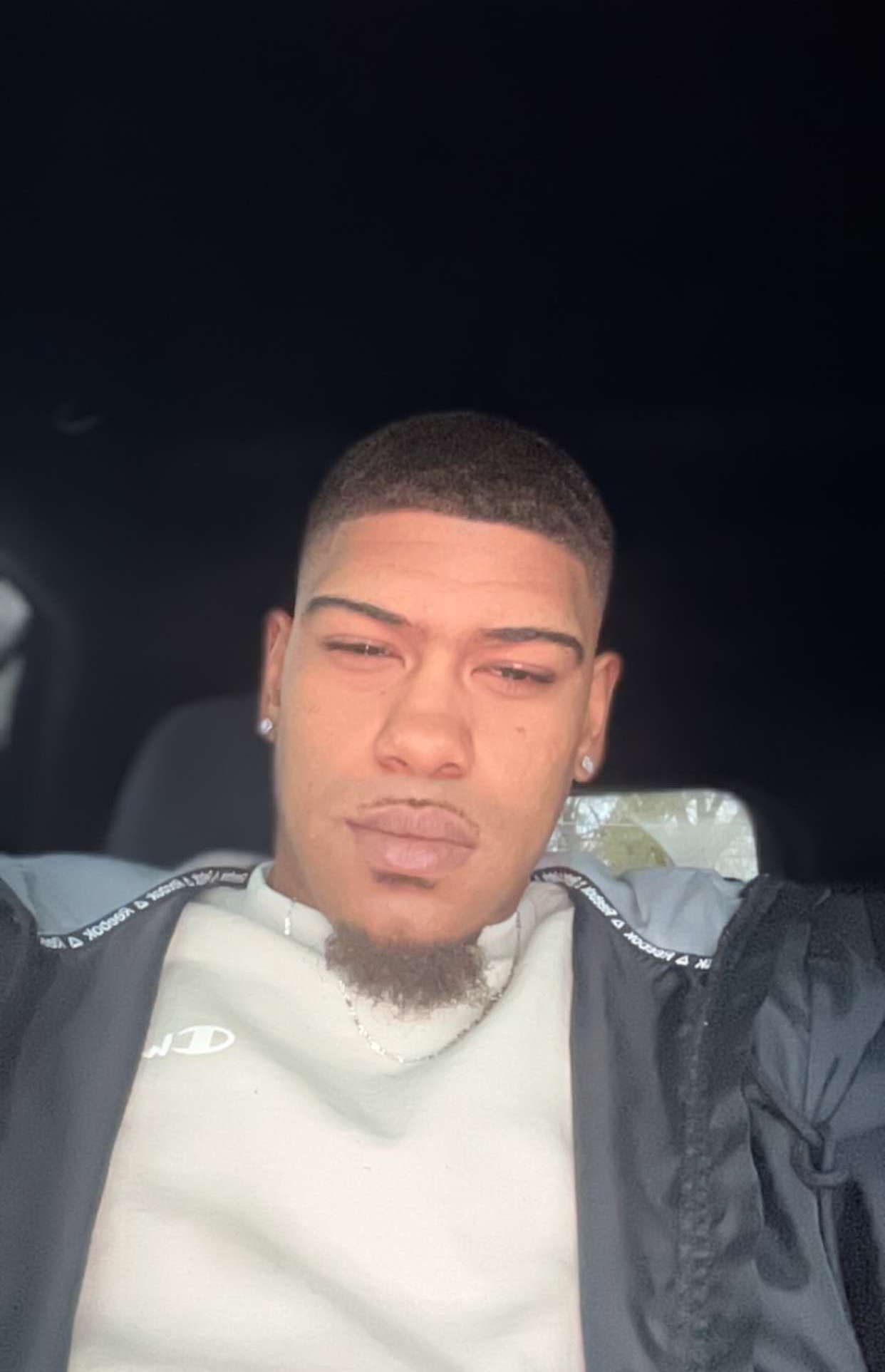 Tinder profile picture for @wop