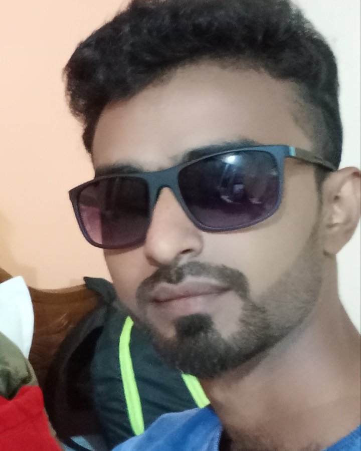 Tinder profile picture for @ruman