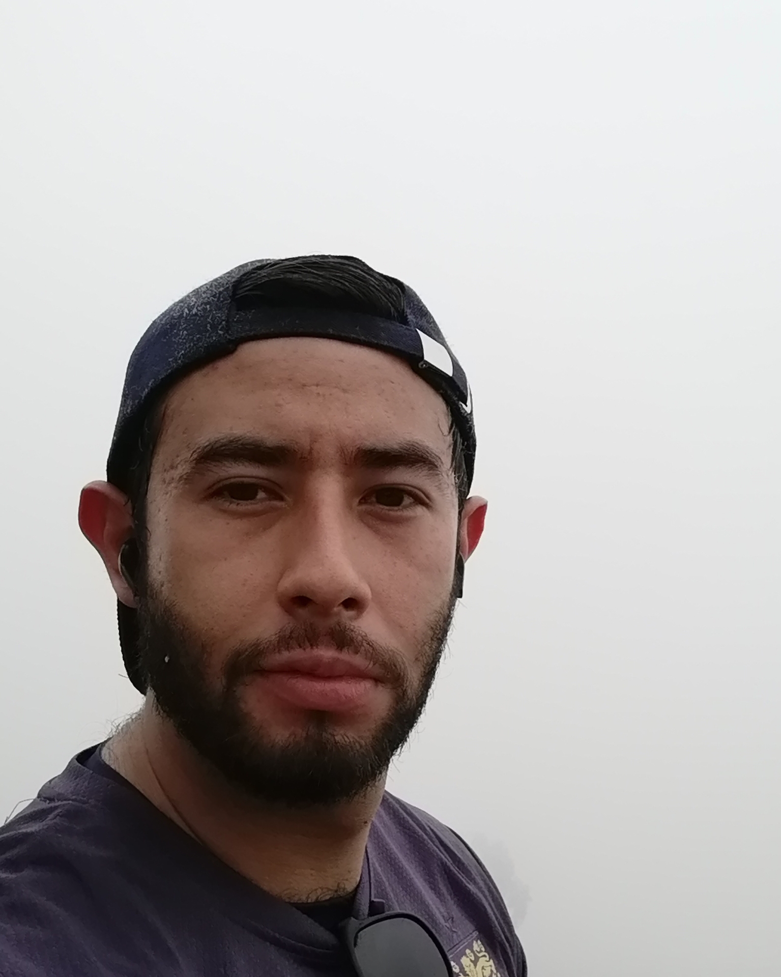 Tinder profile picture for @manger