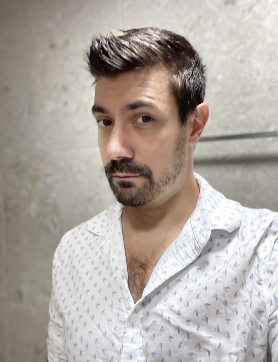 Tinder profile picture for @begun