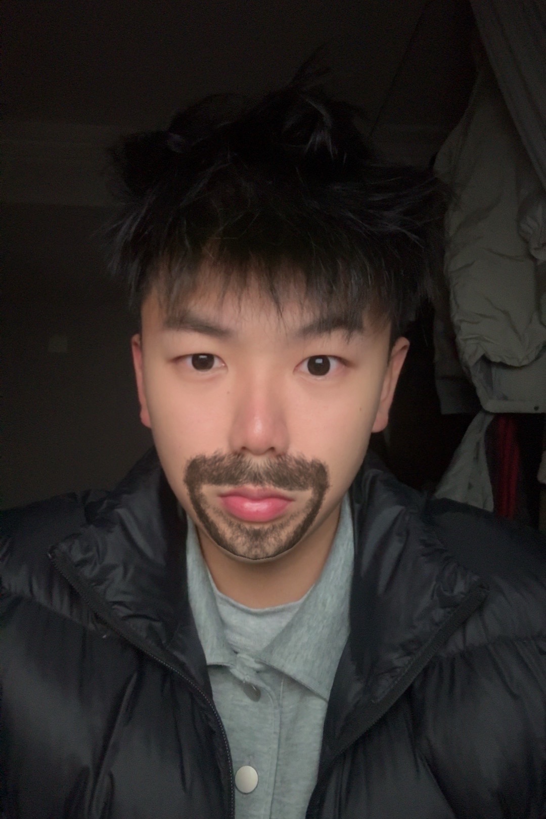 Tinder profile picture for @maroon