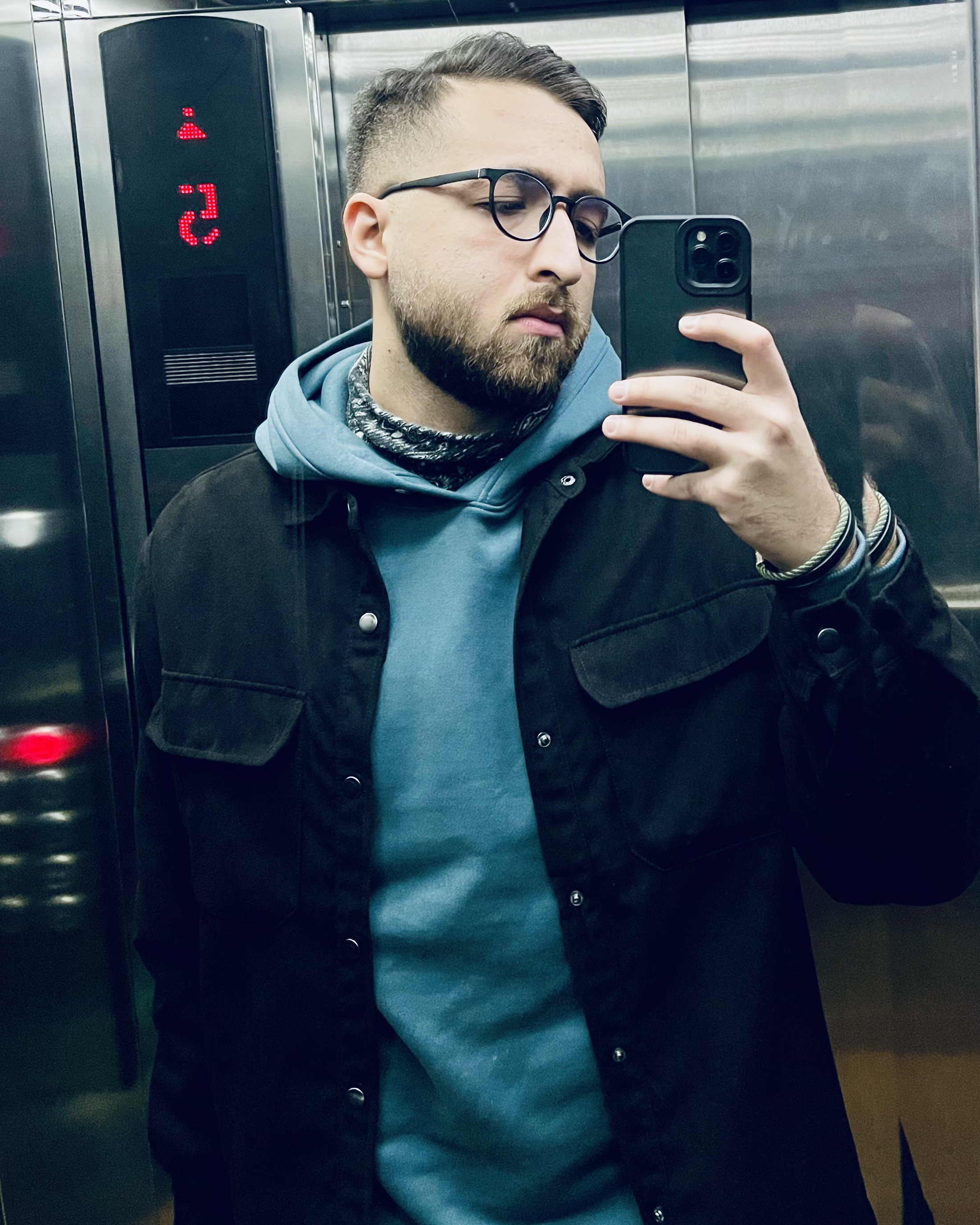 Tinder profile picture for @kasra