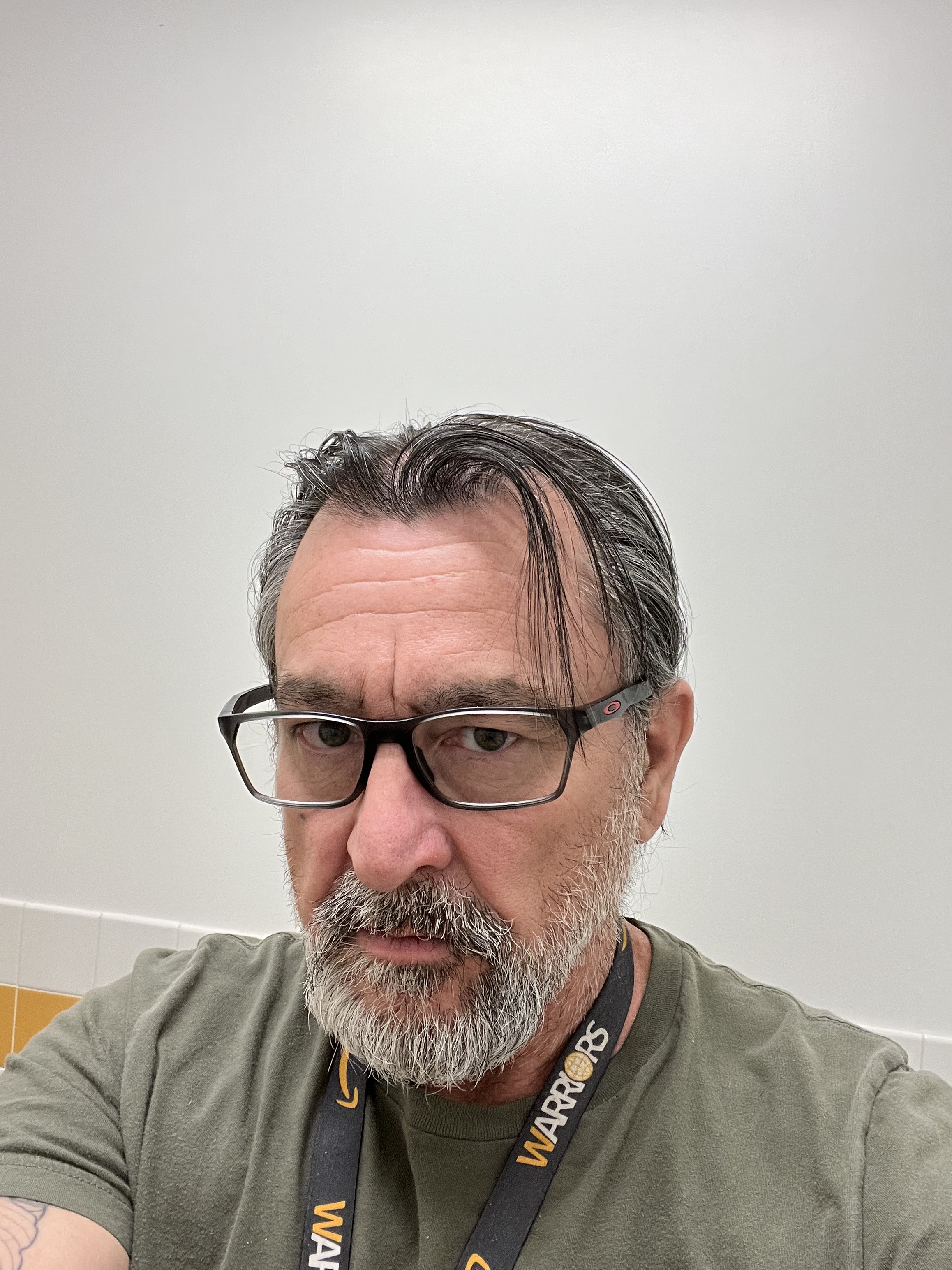Tinder profile picture for @mercenary