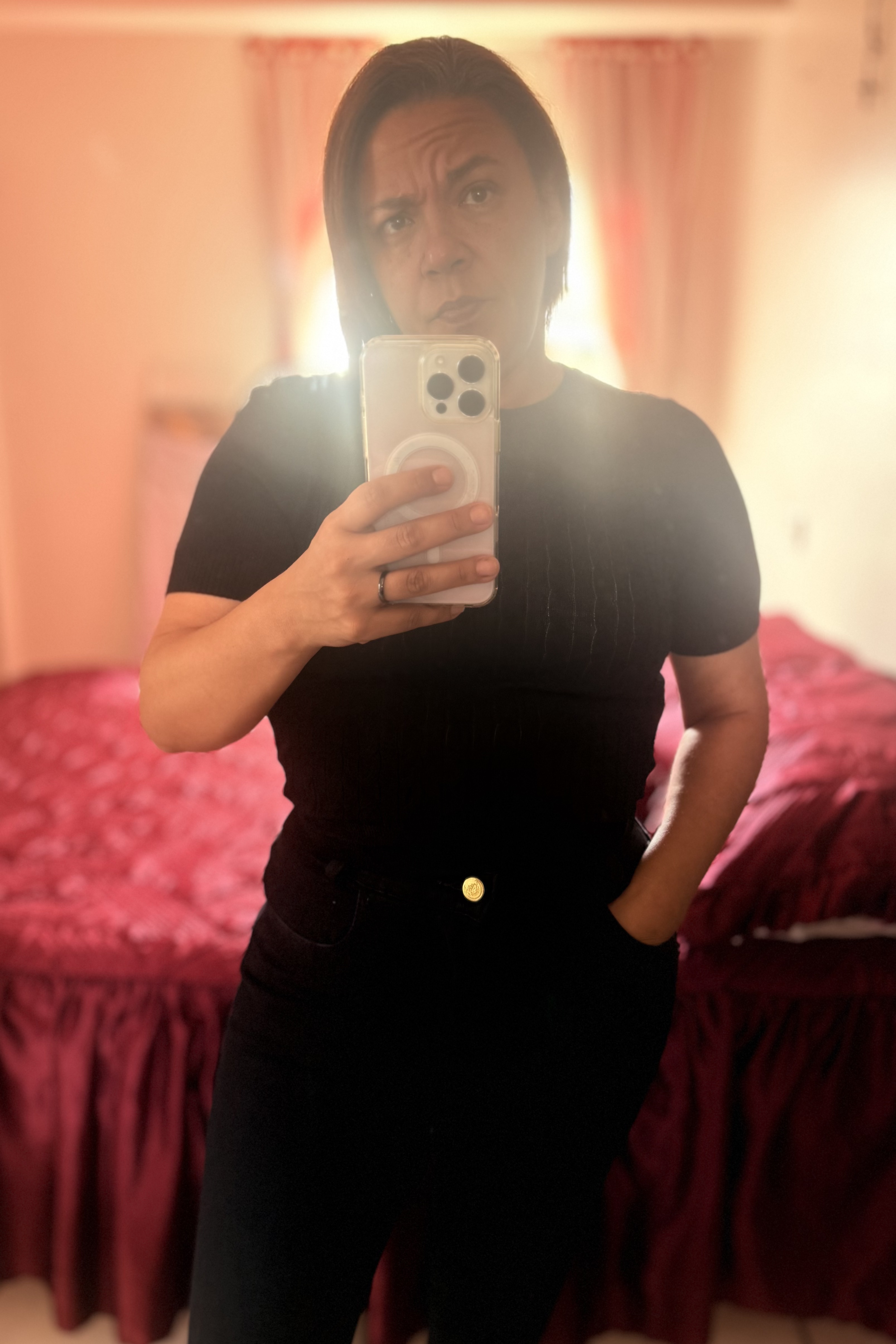 Tinder profile picture for @vidaloka