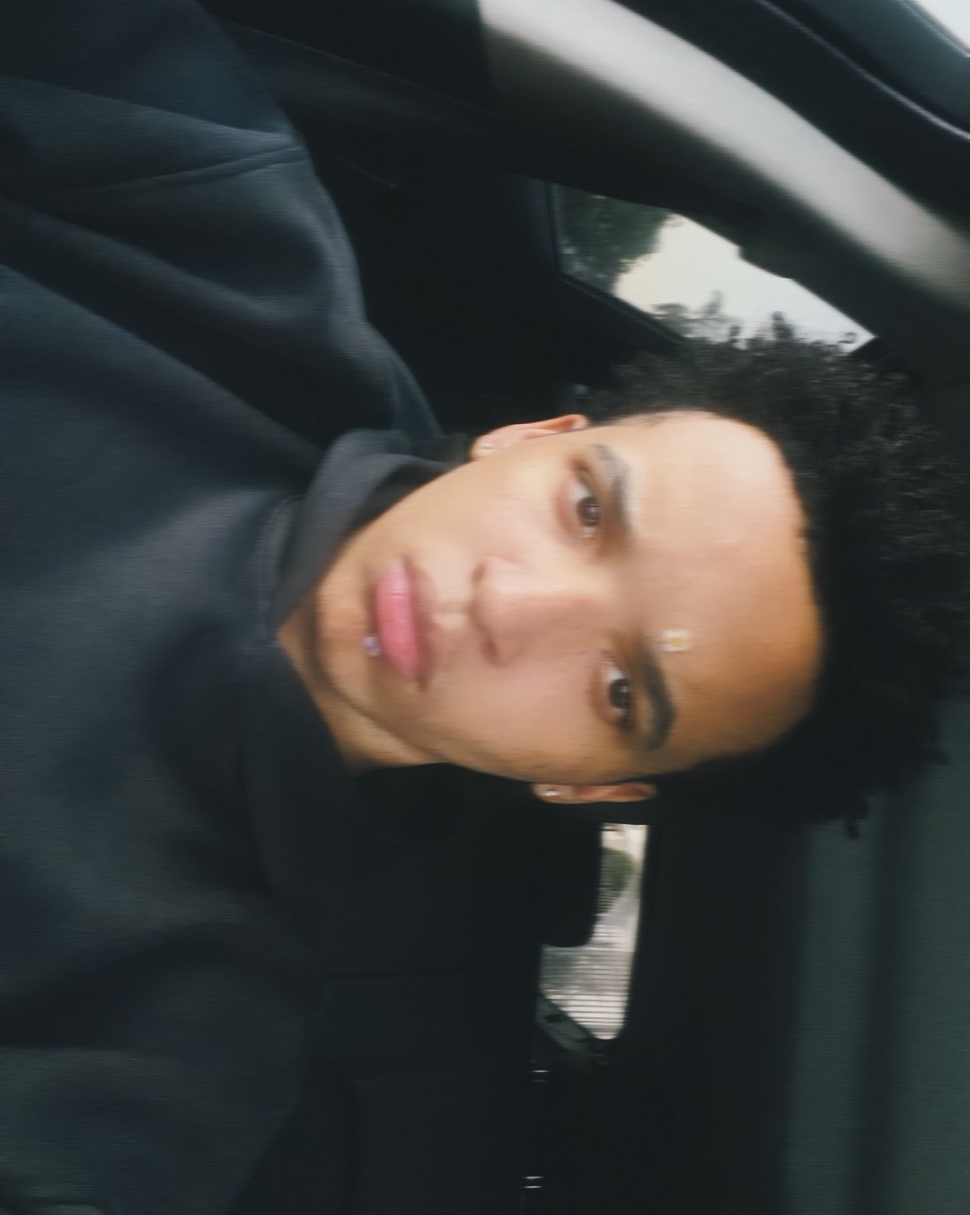 Tinder profile picture for @justan