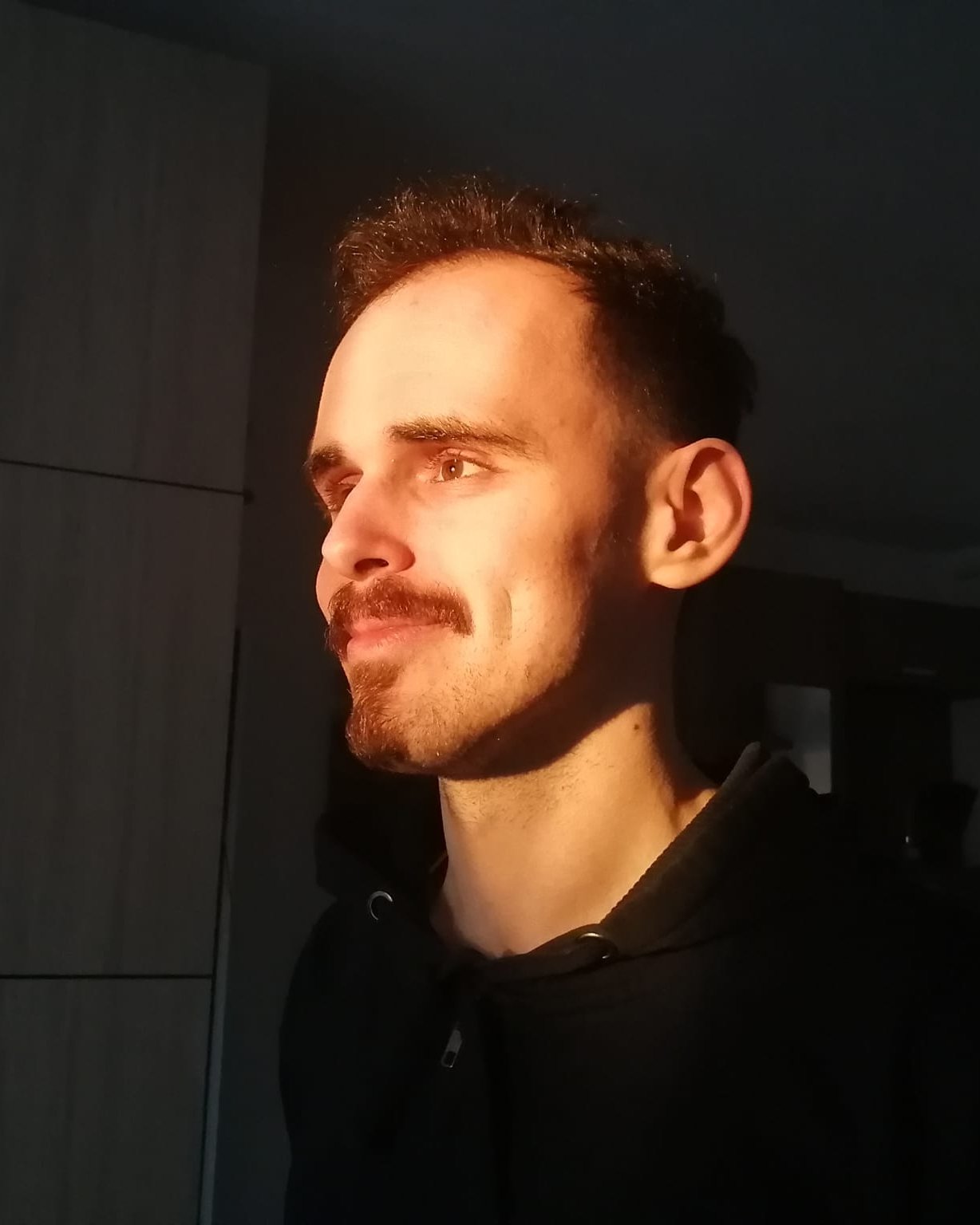 Tinder profile picture for @vc12