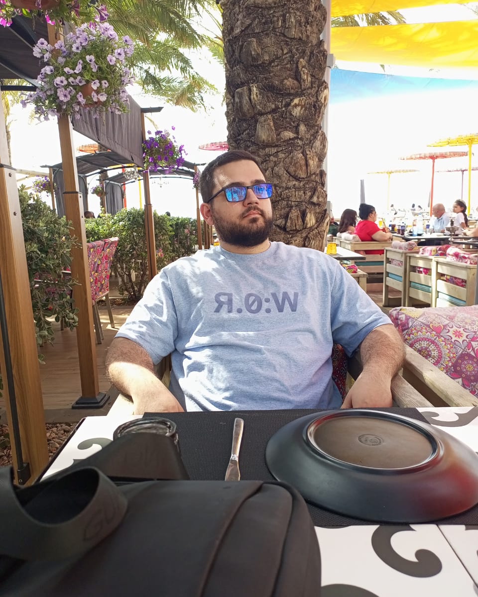 Tinder profile picture for @sako
