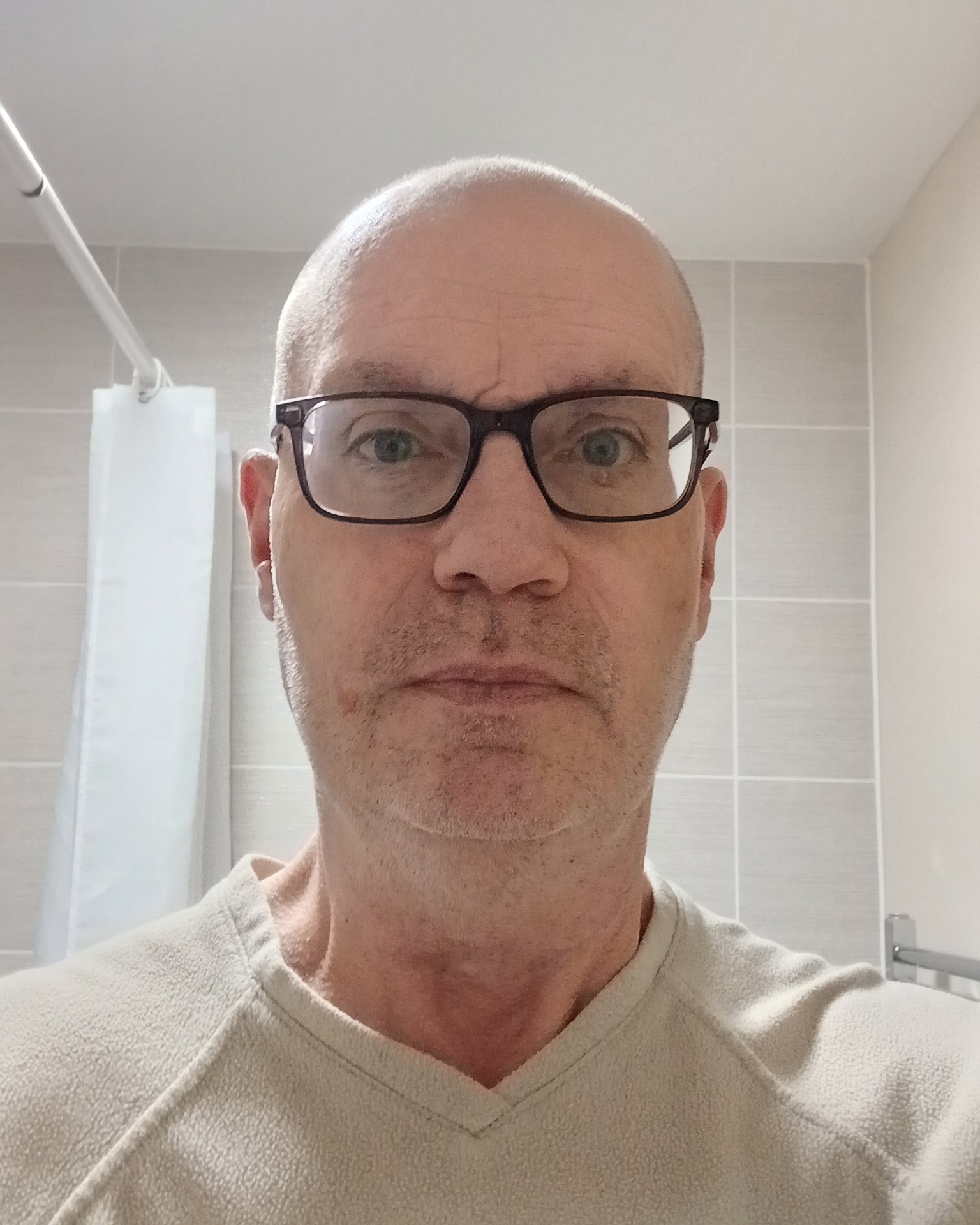 Tinder profile picture for @graham